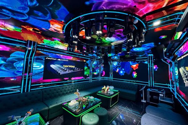 MATRIX KARAOKE 实拍