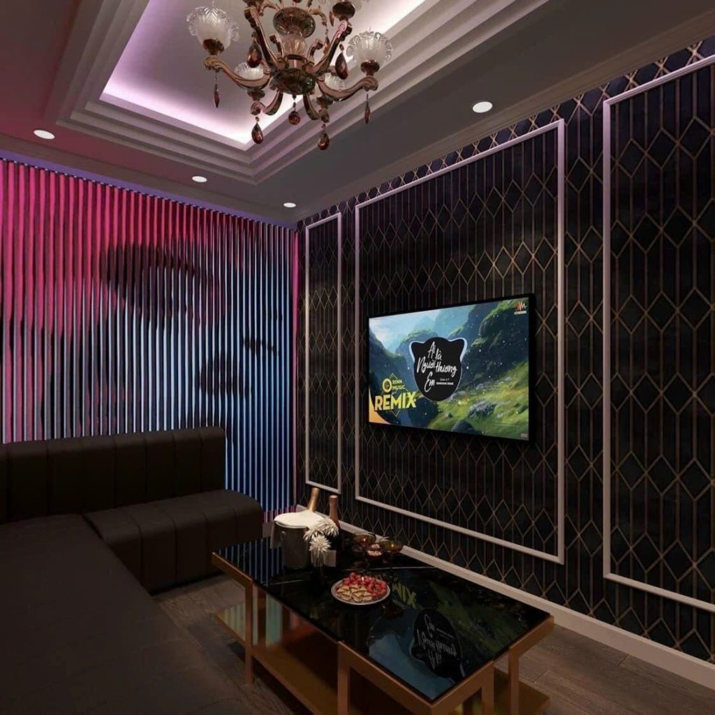 NEW 127 KTV 现代包厢,粉紫渐变灯带竖纹墙与黑金菱格护墙板